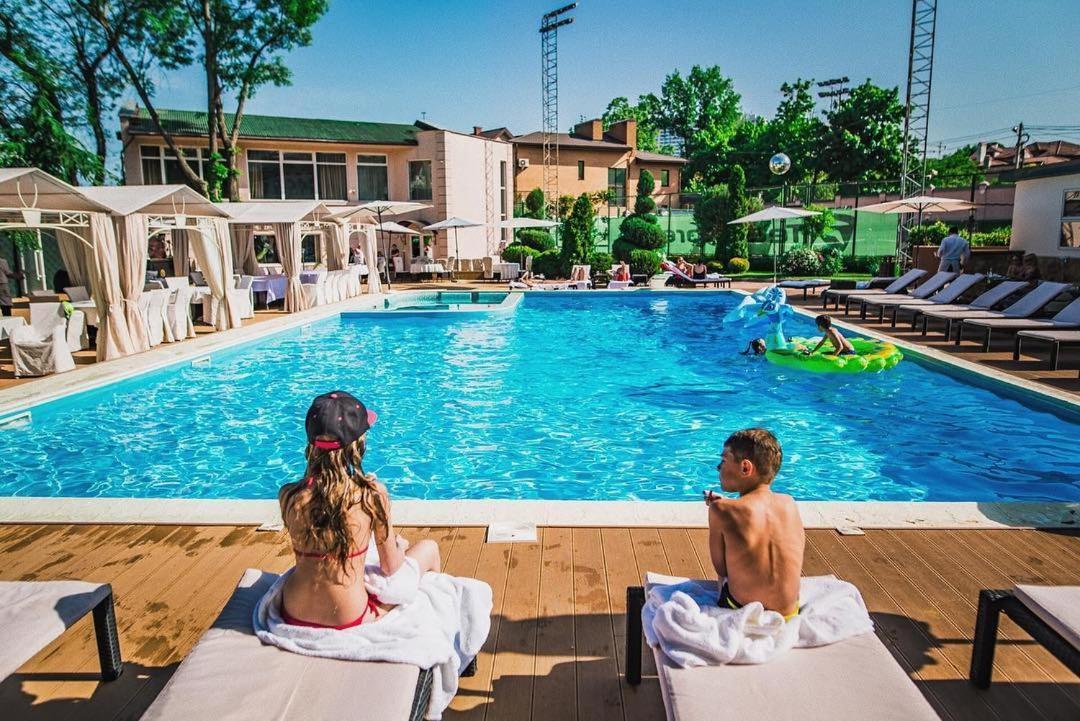 Arcadia Plaza Hotel Odessa Buitenkant foto