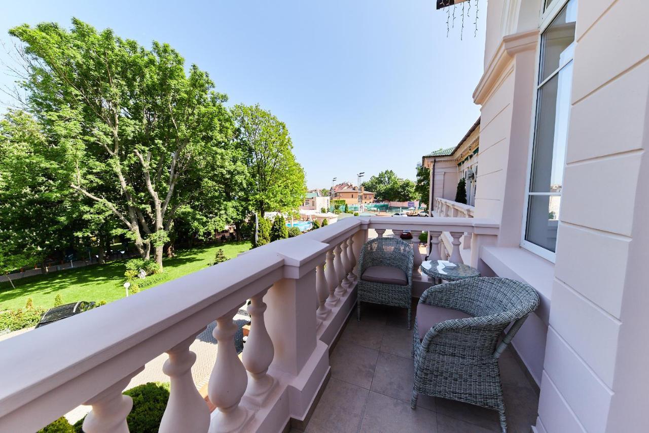 Arcadia Plaza Hotel Odessa Buitenkant foto
