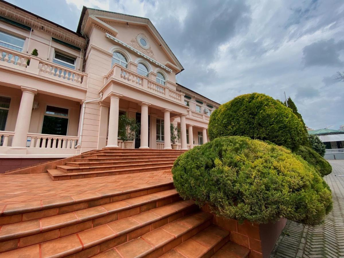 Arcadia Plaza Hotel Odessa Buitenkant foto