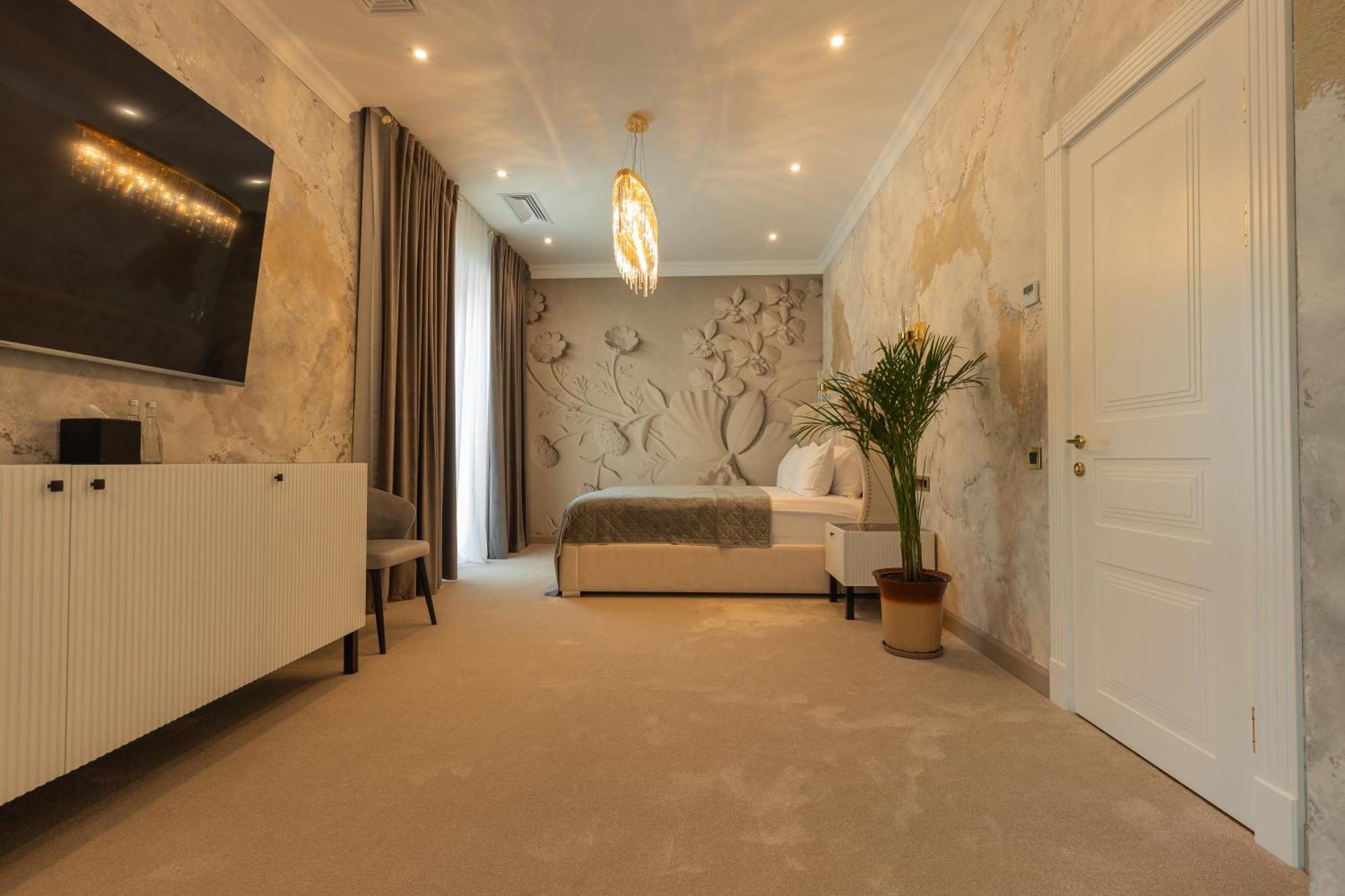 Arcadia Plaza Hotel Odessa Buitenkant foto