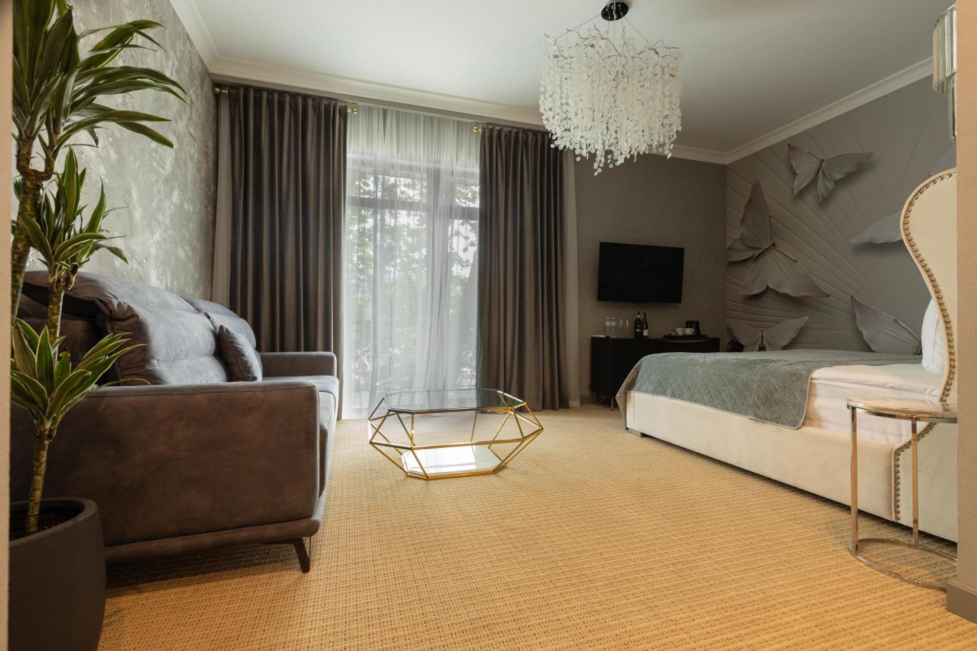 Arcadia Plaza Hotel Odessa Buitenkant foto